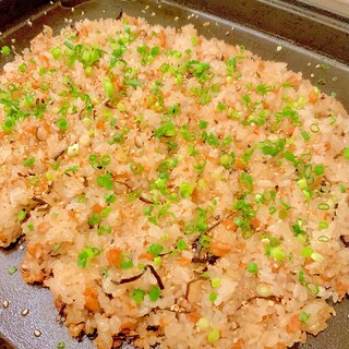 ホットプレートで簡単！！悪魔の焼き飯